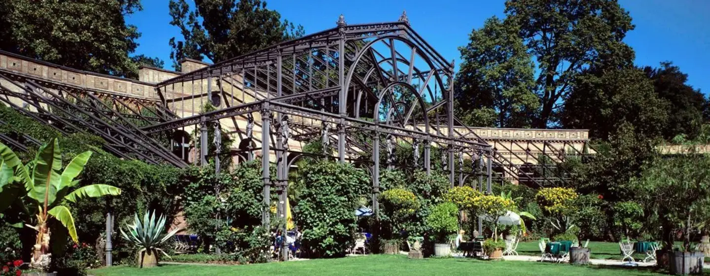 Botanischen Garten Karlsruhe, Pflanzen und Gebäude